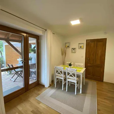 Appartement Sarkanyhegyi *